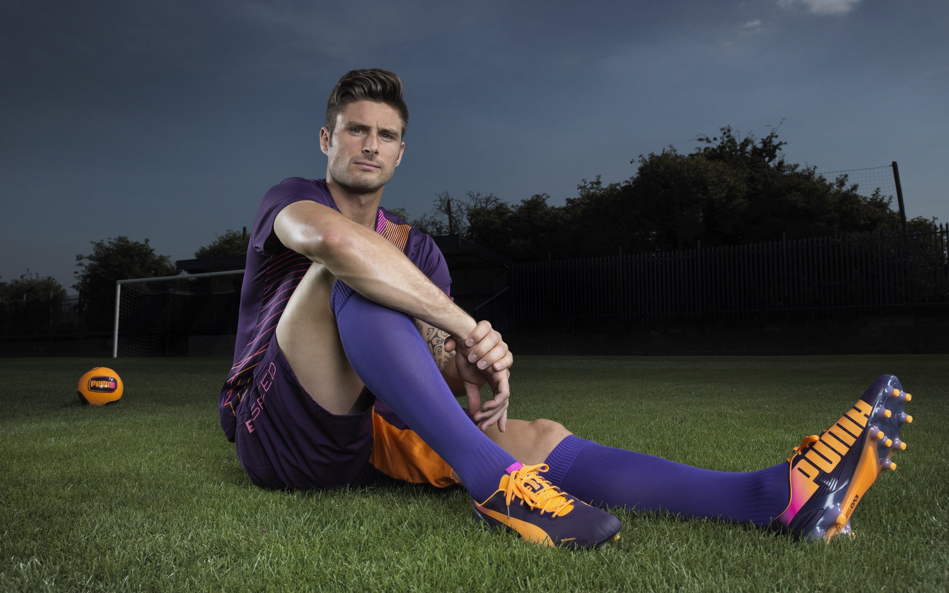 铁血步行者硬仗破爵士,英格拉姆一剑封喉定乾坤